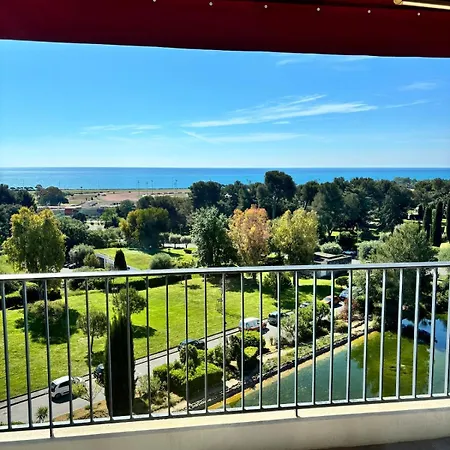Splendid T6 Panoramic Sea View Free Parking * Cagnes-sur-Mer